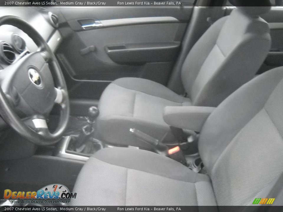 2007 Chevrolet Aveo LS Sedan Medium Gray / Black/Gray Photo #8