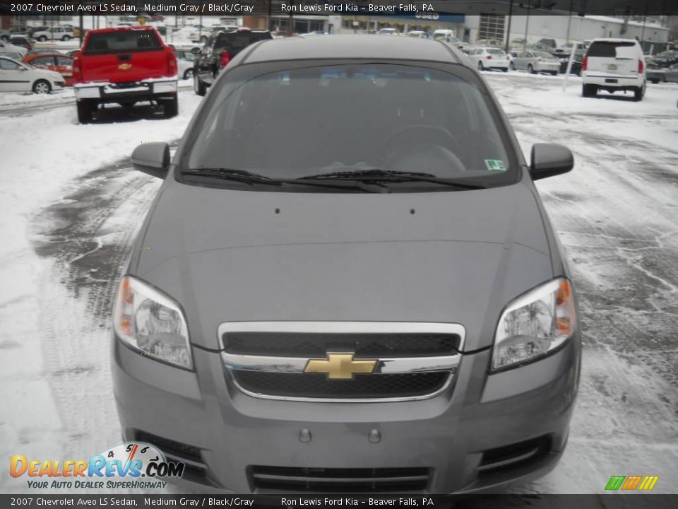 2007 Chevrolet Aveo LS Sedan Medium Gray / Black/Gray Photo #19