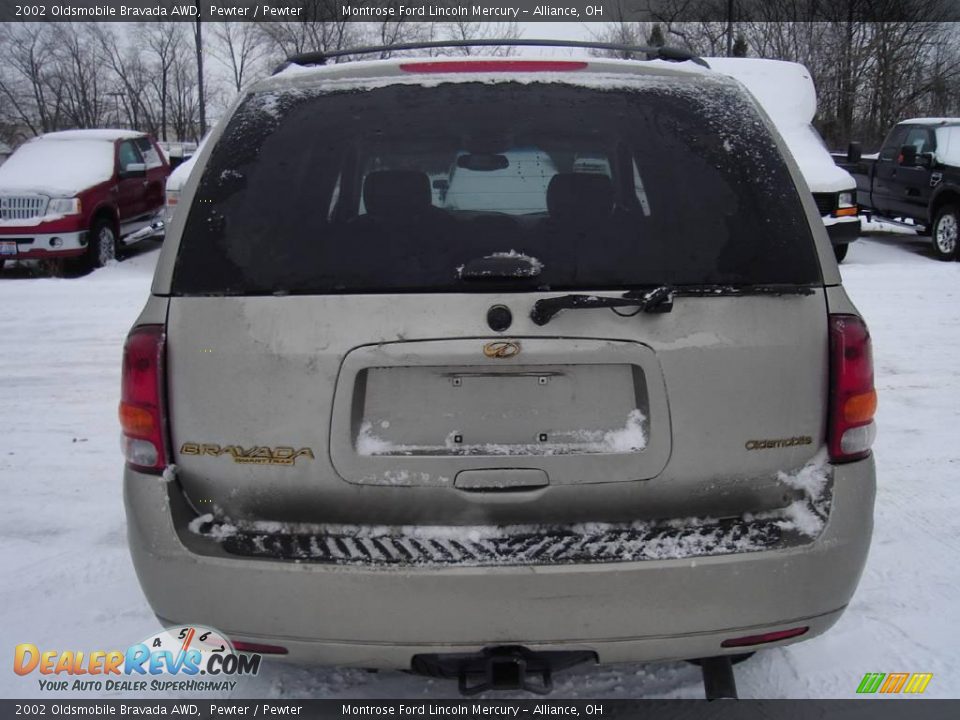 2002 Oldsmobile Bravada AWD Pewter / Pewter Photo #4