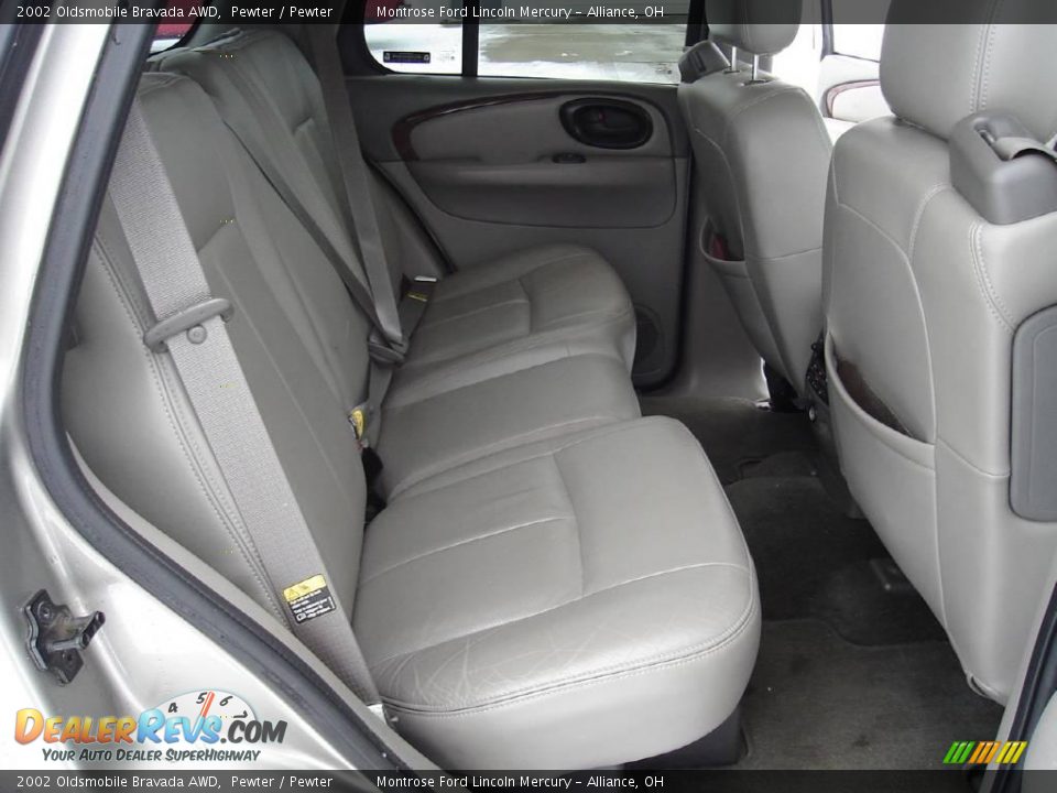 2002 Oldsmobile Bravada AWD Pewter / Pewter Photo #14