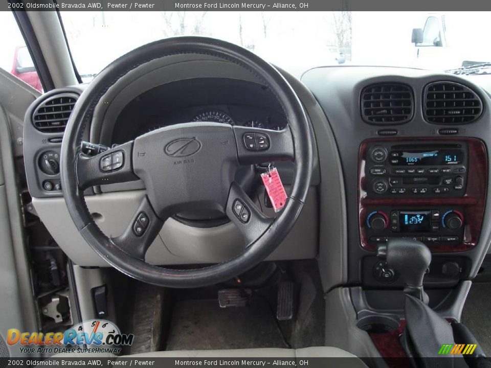 2002 Oldsmobile Bravada AWD Pewter / Pewter Photo #18