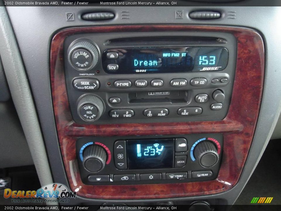 2002 Oldsmobile Bravada AWD Pewter / Pewter Photo #29