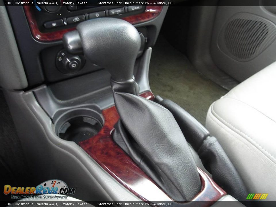 2002 Oldsmobile Bravada AWD Pewter / Pewter Photo #30