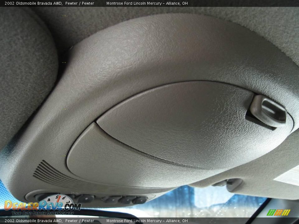 2002 Oldsmobile Bravada AWD Pewter / Pewter Photo #31