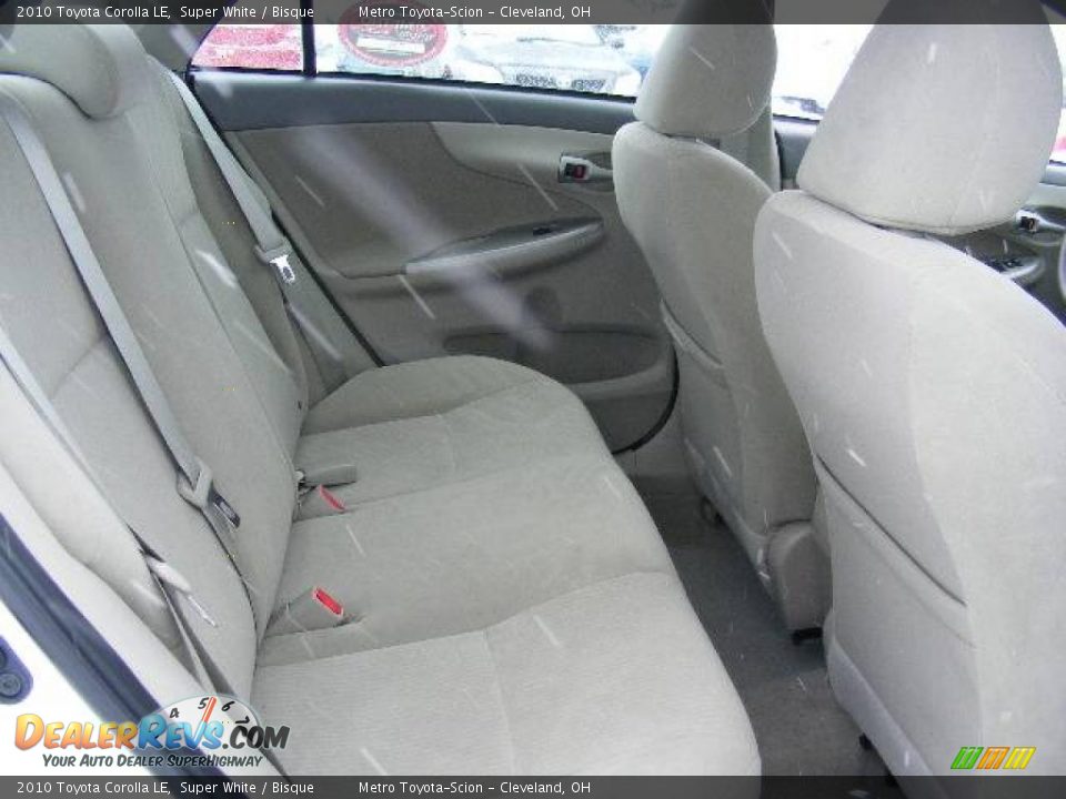 2010 Toyota Corolla LE Super White / Bisque Photo #12