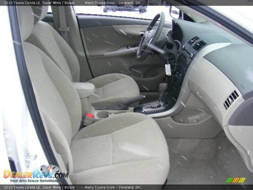 2010 Toyota Corolla LE Super White / Bisque Photo #13