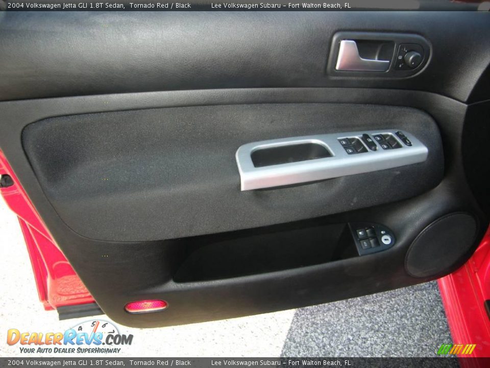 2004 Volkswagen Jetta GLI 1.8T Sedan Tornado Red / Black Photo #17