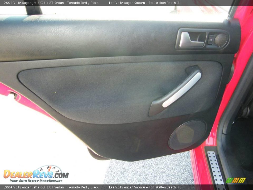 2004 Volkswagen Jetta GLI 1.8T Sedan Tornado Red / Black Photo #24