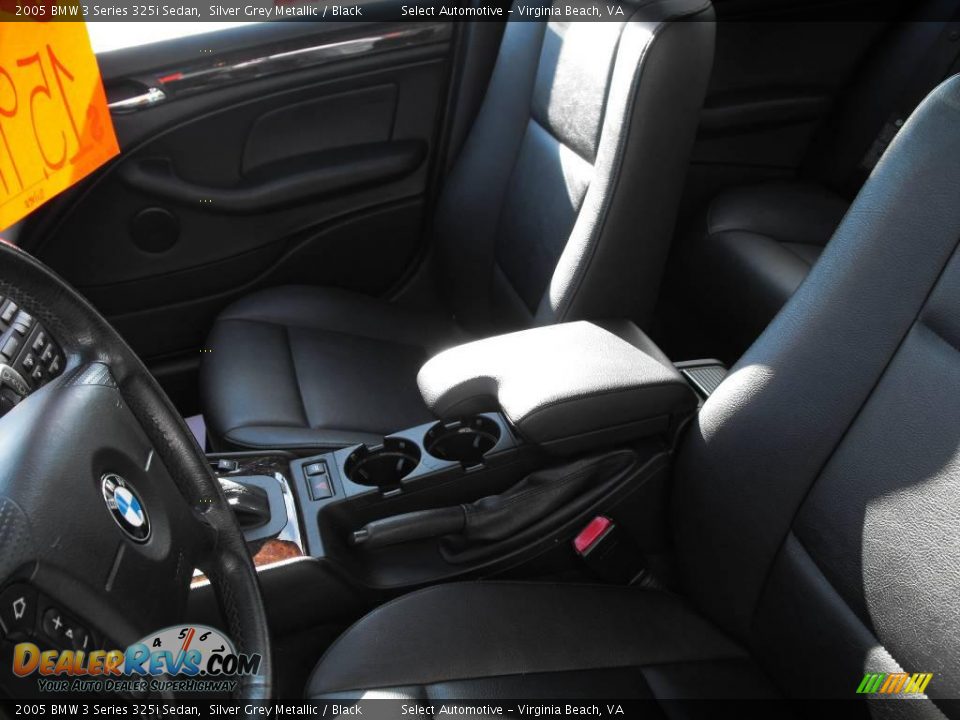 2005 BMW 3 Series 325i Sedan Silver Grey Metallic / Black Photo #10
