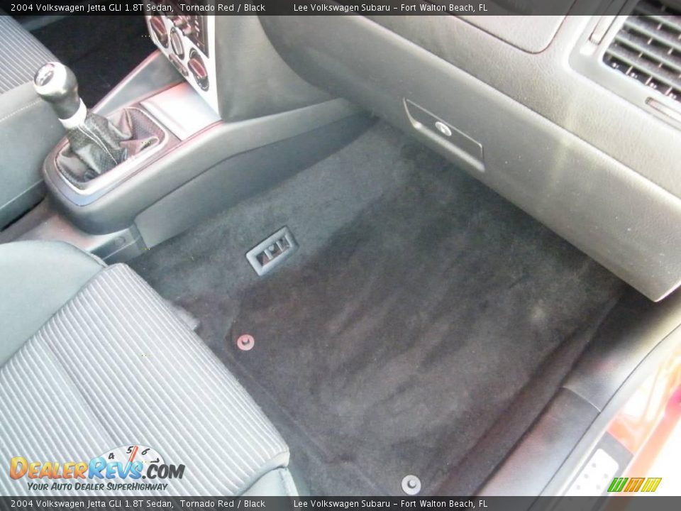 2004 Volkswagen Jetta GLI 1.8T Sedan Tornado Red / Black Photo #28