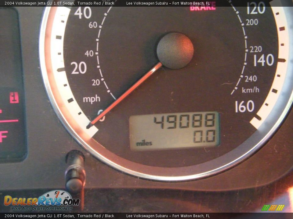 2004 Volkswagen Jetta GLI 1.8T Sedan Tornado Red / Black Photo #31