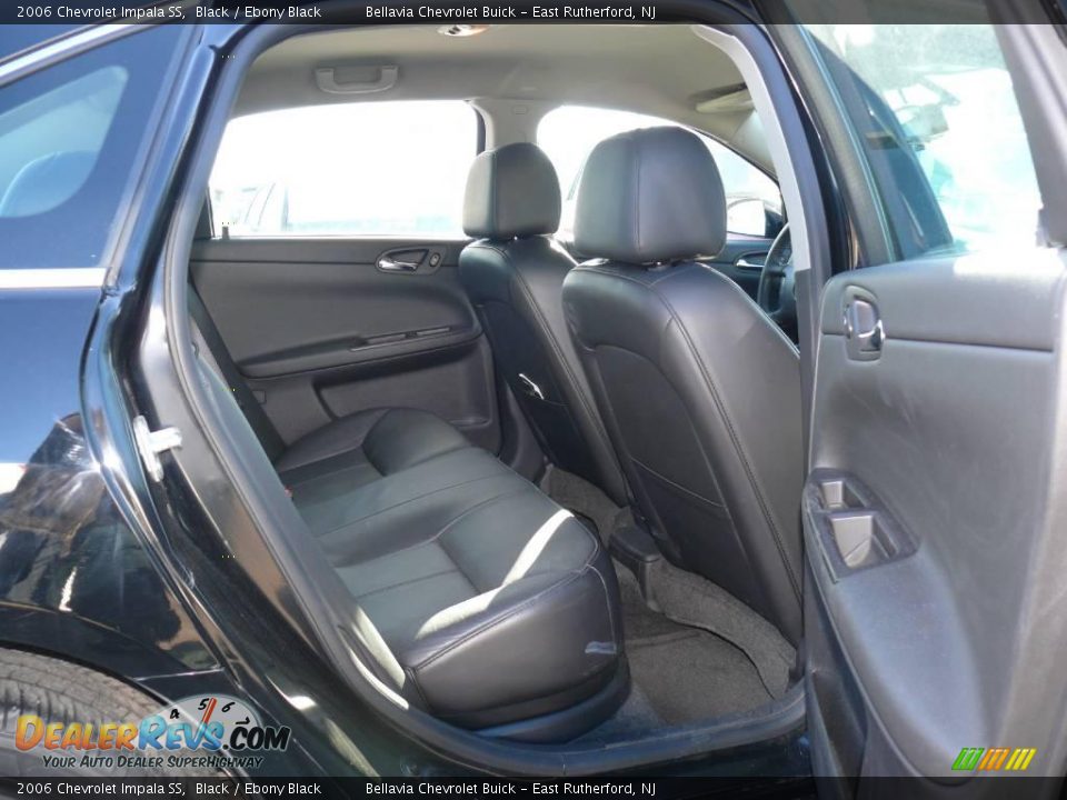 2006 Chevrolet Impala SS Black / Ebony Black Photo #12