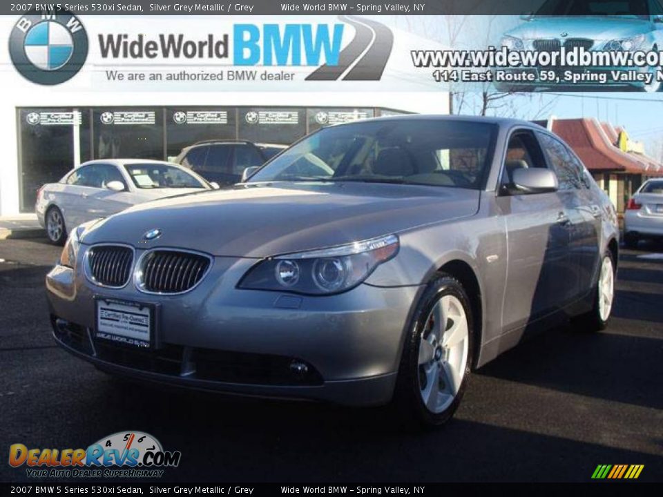 2007 BMW 5 Series 530xi Sedan Silver Grey Metallic / Grey Photo #1