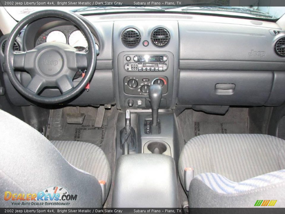 2002 Jeep Liberty Sport 4x4 Bright Silver Metallic / Dark Slate Gray Photo #13