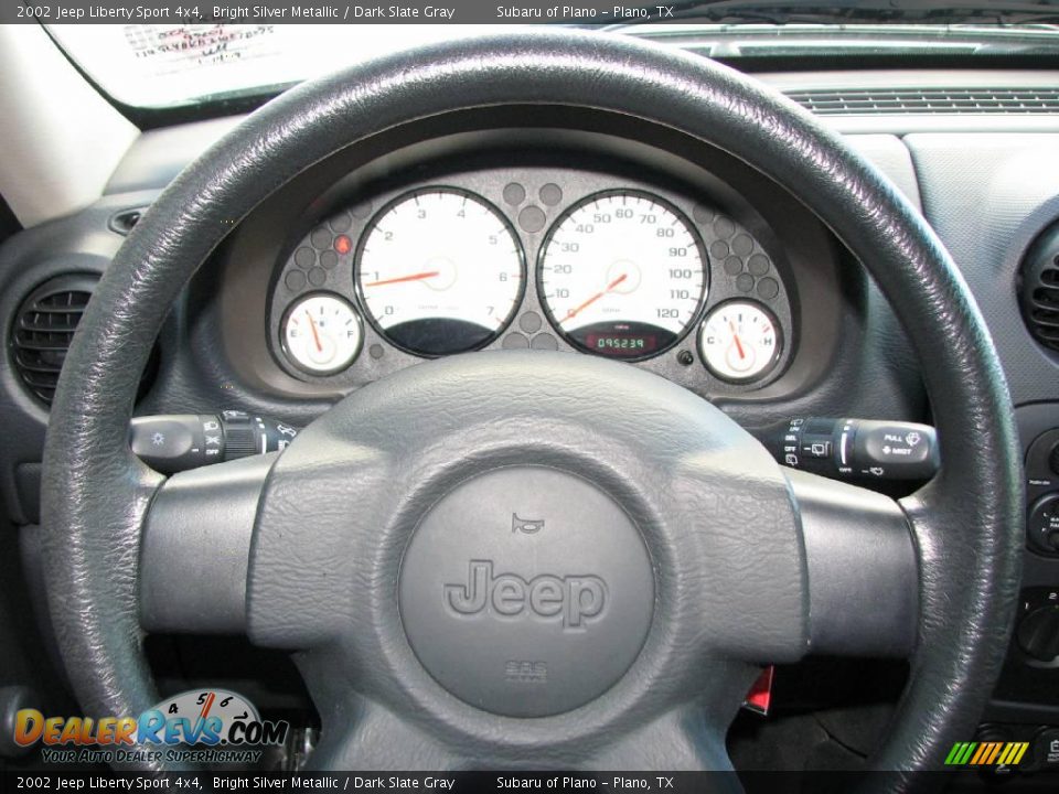 2002 Jeep Liberty Sport 4x4 Bright Silver Metallic / Dark Slate Gray Photo #15