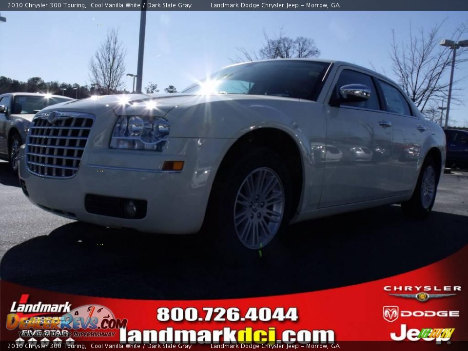 2010 Chrysler 300 Touring Cool Vanilla White / Dark Slate Gray Photo #1