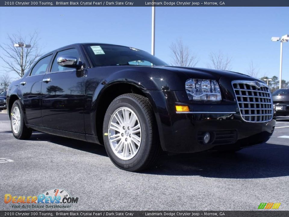 2010 Chrysler 300 Touring Brilliant Black Crystal Pearl / Dark Slate Gray Photo #4