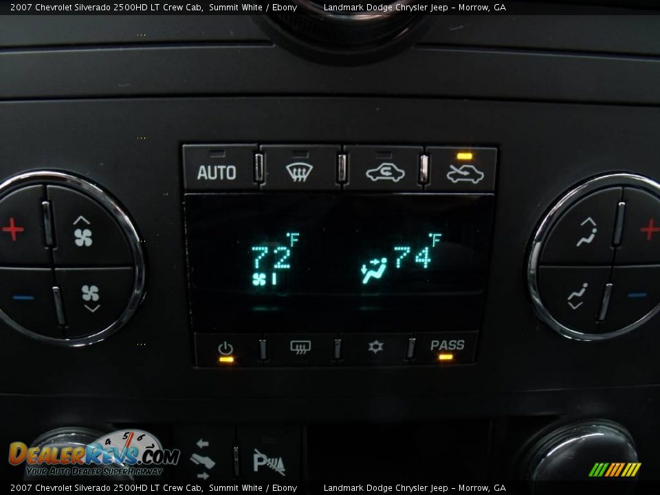 2007 Chevrolet Silverado 2500HD LT Crew Cab Summit White / Ebony Photo #27