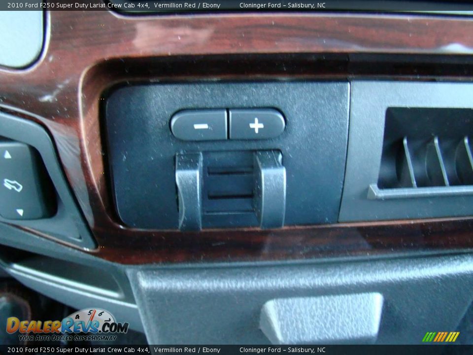 2010 Ford F250 Super Duty Lariat Crew Cab 4x4 Vermillion Red / Ebony Photo #27