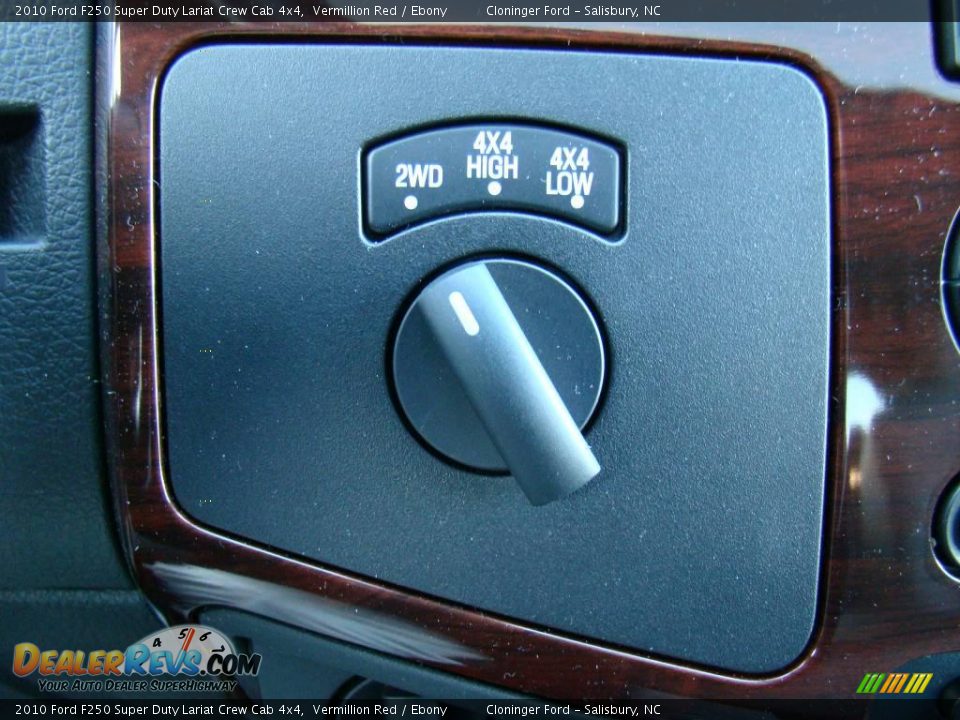 2010 Ford F250 Super Duty Lariat Crew Cab 4x4 Vermillion Red / Ebony Photo #28