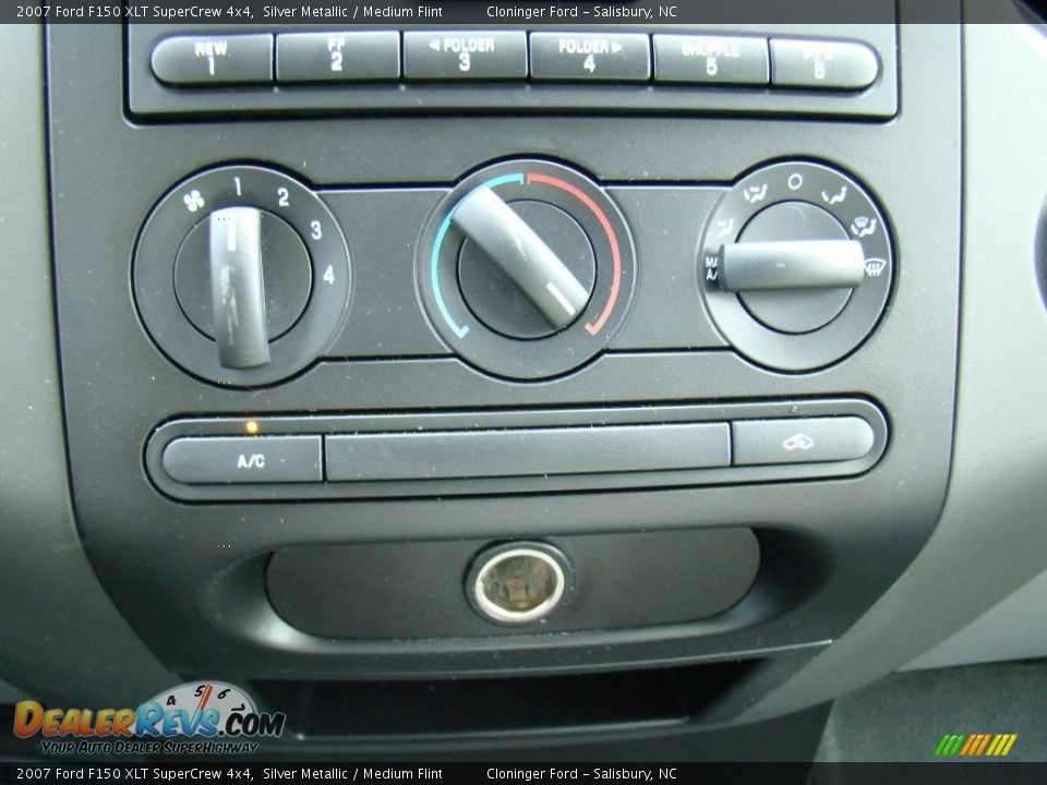 2007 Ford F150 XLT SuperCrew 4x4 Silver Metallic / Medium Flint Photo #21
