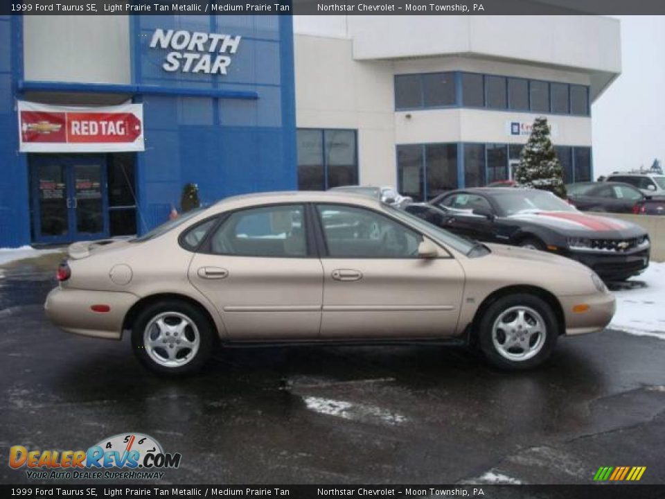 1999 Ford Taurus SE Light Prairie Tan Metallic / Medium Prairie Tan Photo #2