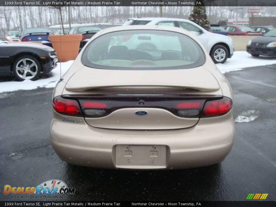 1999 Ford Taurus SE Light Prairie Tan Metallic / Medium Prairie Tan Photo #4