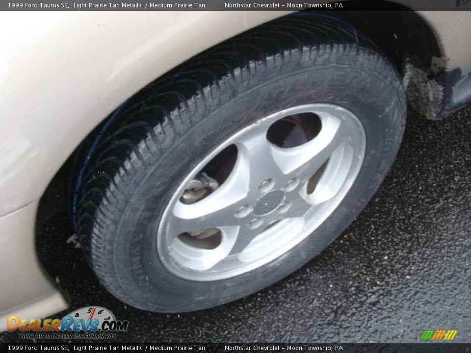1999 Ford Taurus SE Light Prairie Tan Metallic / Medium Prairie Tan Photo #9