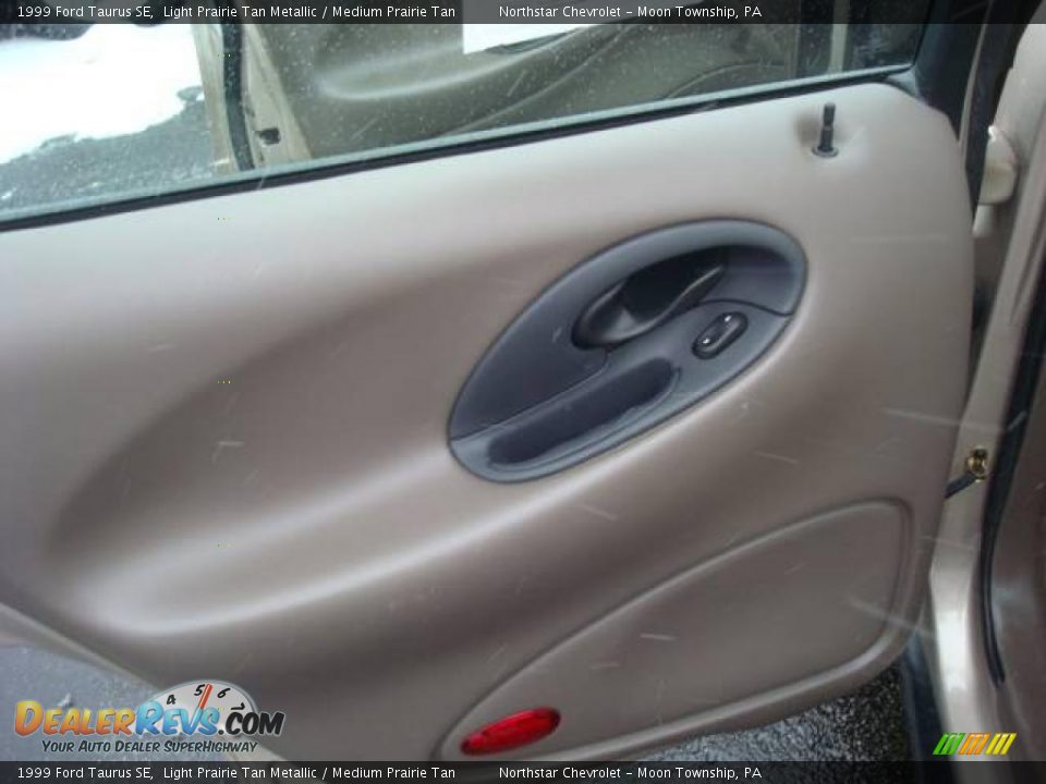 1999 Ford Taurus SE Light Prairie Tan Metallic / Medium Prairie Tan Photo #13