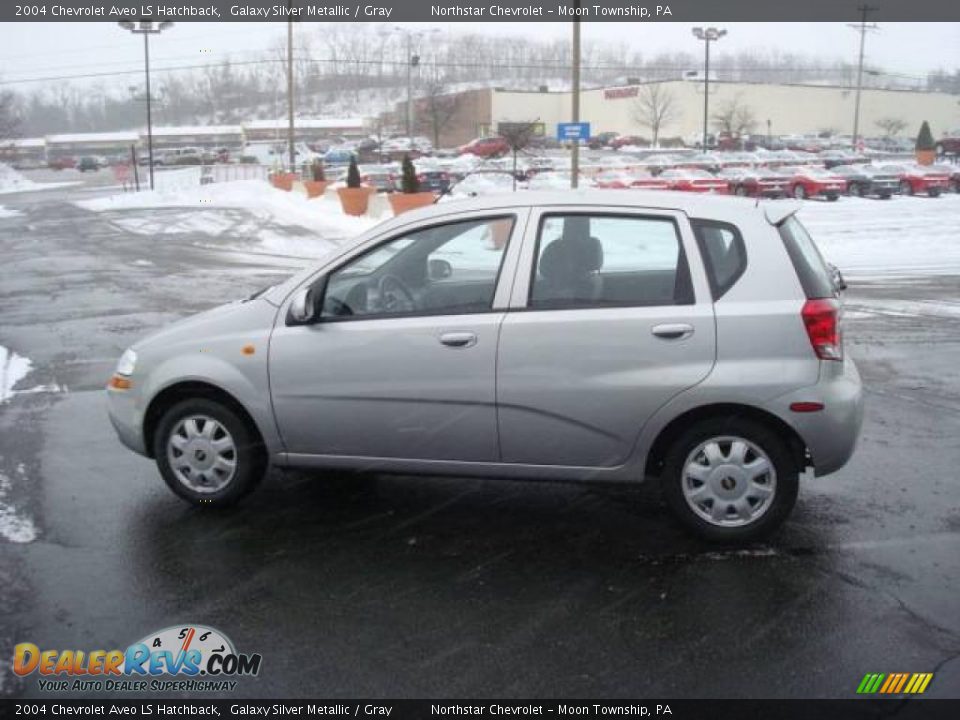 2004 Chevrolet Aveo LS Hatchback Galaxy Silver Metallic / Gray Photo #6