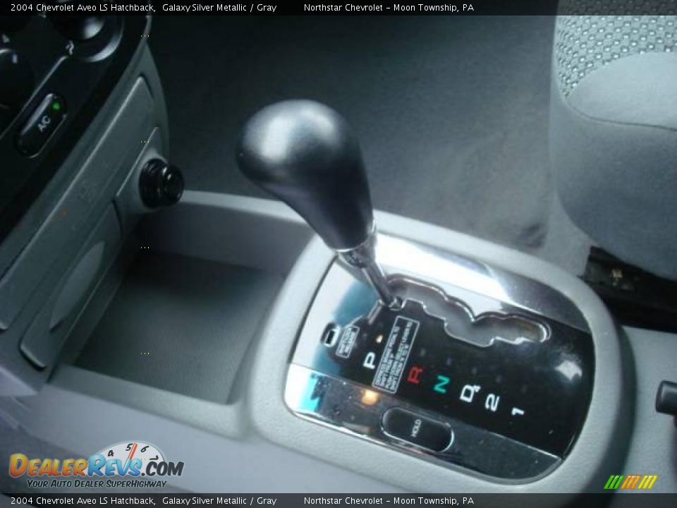 2004 Chevrolet Aveo LS Hatchback Galaxy Silver Metallic / Gray Photo #16