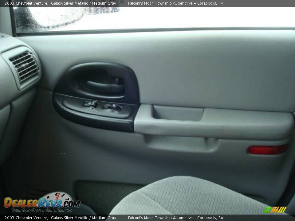 2003 Chevrolet Venture Galaxy Silver Metallic / Medium Gray Photo #12