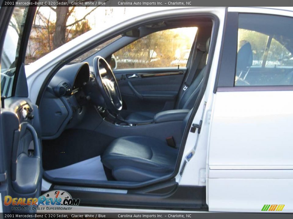 2001 Mercedes-Benz C 320 Sedan Glacier White / Blue Photo #14