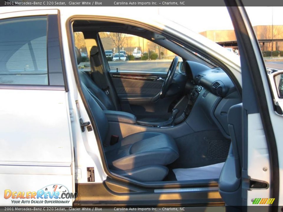 2001 Mercedes-Benz C 320 Sedan Glacier White / Blue Photo #19