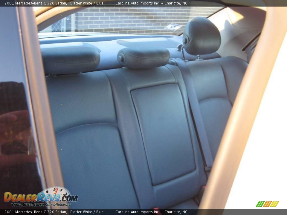 2001 Mercedes-Benz C 320 Sedan Glacier White / Blue Photo #23