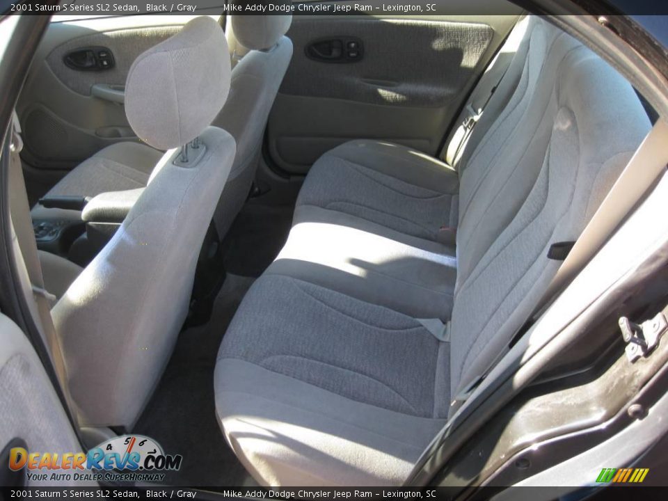2001 Saturn S Series SL2 Sedan Black / Gray Photo #17