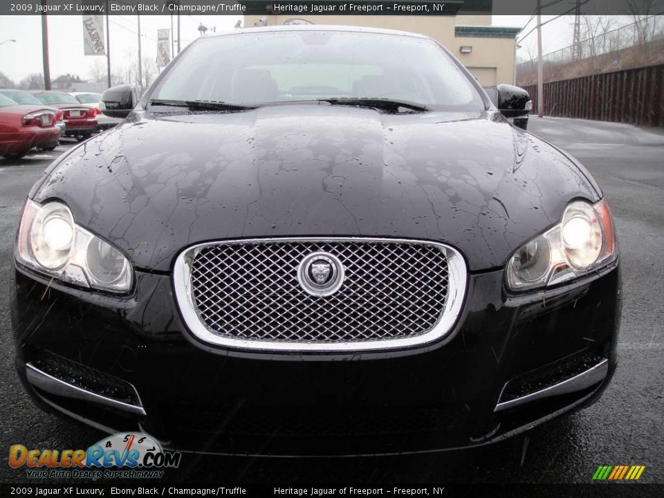 2009 Jaguar XF Luxury Ebony Black / Champagne/Truffle Photo #2