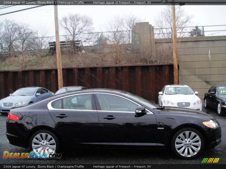 2009 Jaguar XF Luxury Ebony Black / Champagne/Truffle Photo #7