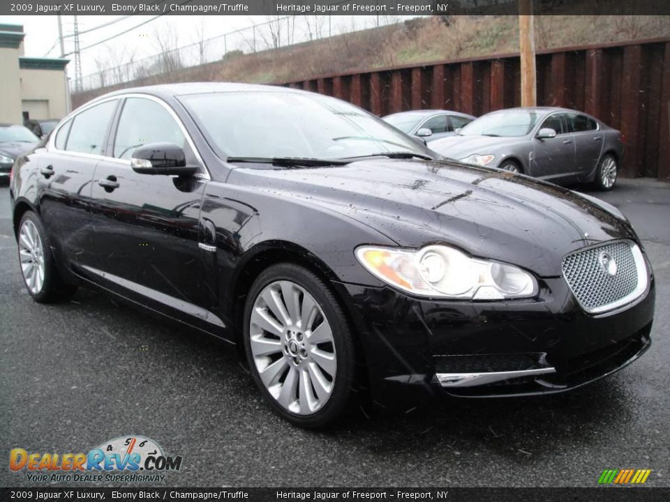 2009 Jaguar XF Luxury Ebony Black / Champagne/Truffle Photo #8