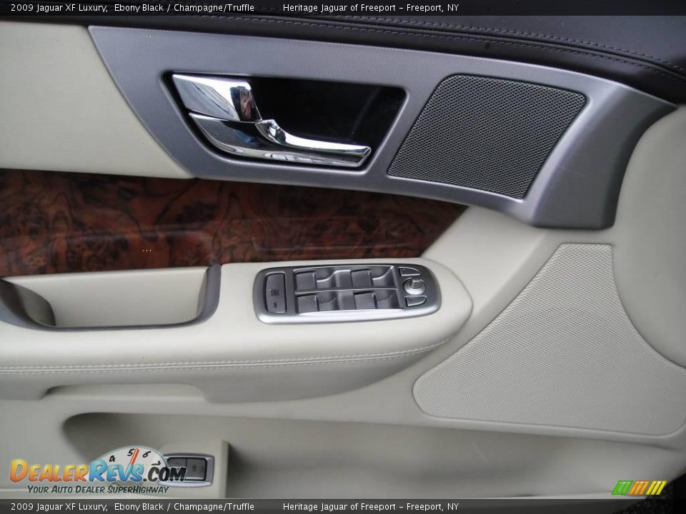 2009 Jaguar XF Luxury Ebony Black / Champagne/Truffle Photo #10