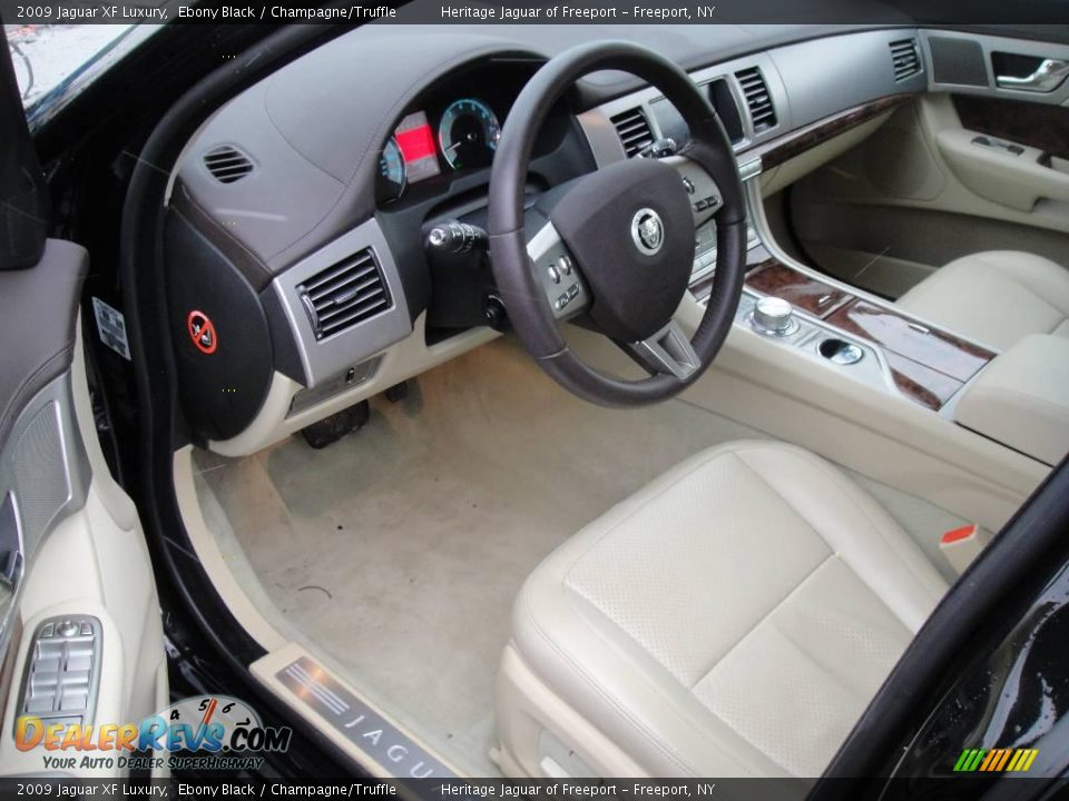 2009 Jaguar XF Luxury Ebony Black / Champagne/Truffle Photo #13