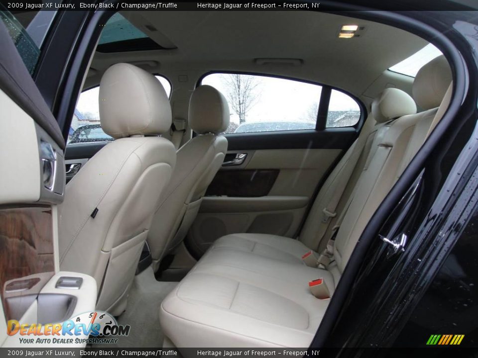 2009 Jaguar XF Luxury Ebony Black / Champagne/Truffle Photo #17