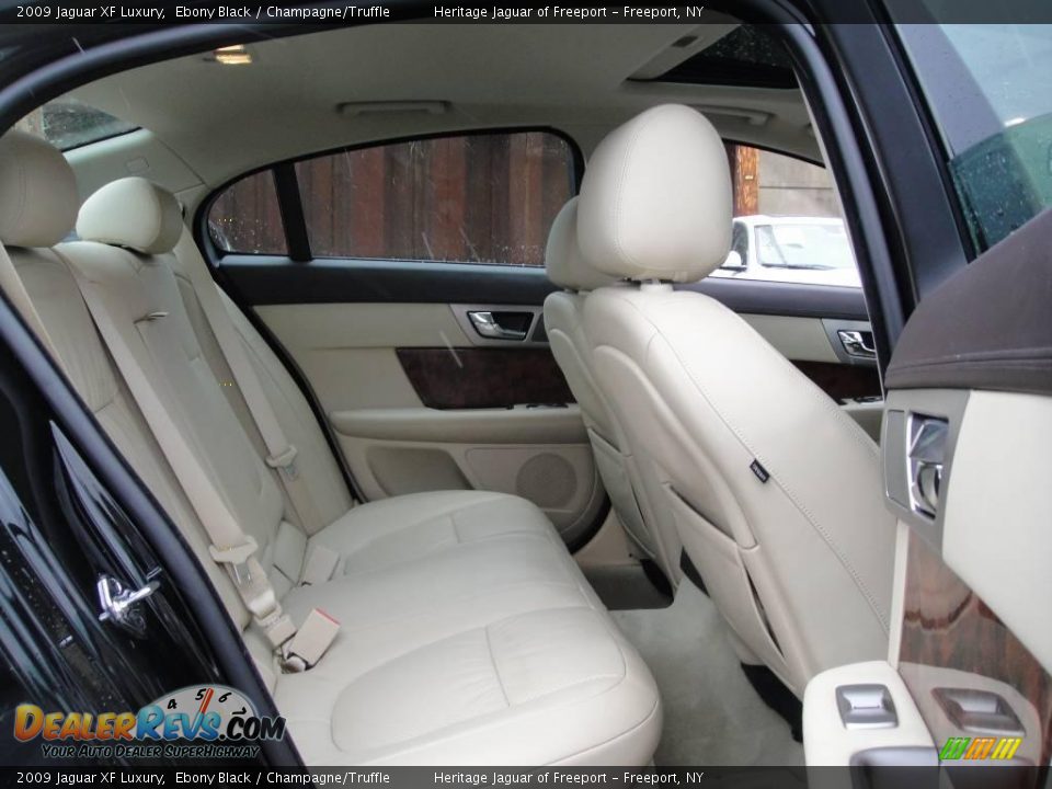 2009 Jaguar XF Luxury Ebony Black / Champagne/Truffle Photo #21