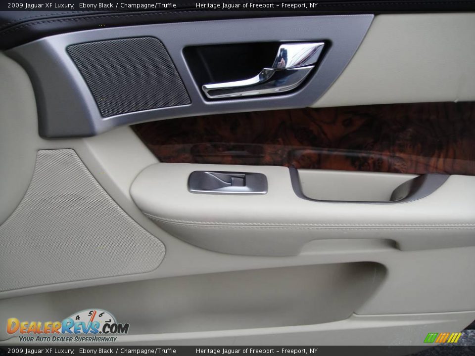 2009 Jaguar XF Luxury Ebony Black / Champagne/Truffle Photo #23