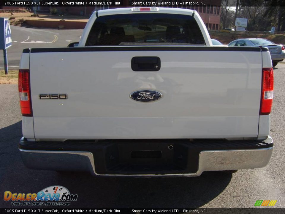 2006 Ford F150 XLT SuperCab Oxford White / Medium/Dark Flint Photo #5