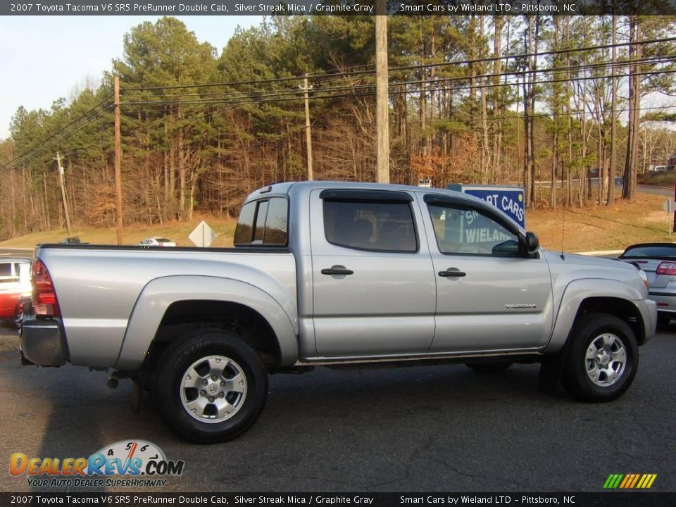 2007 Toyota Tacoma V6 SR5 PreRunner Double Cab Silver Streak Mica / Graphite Gray Photo #4