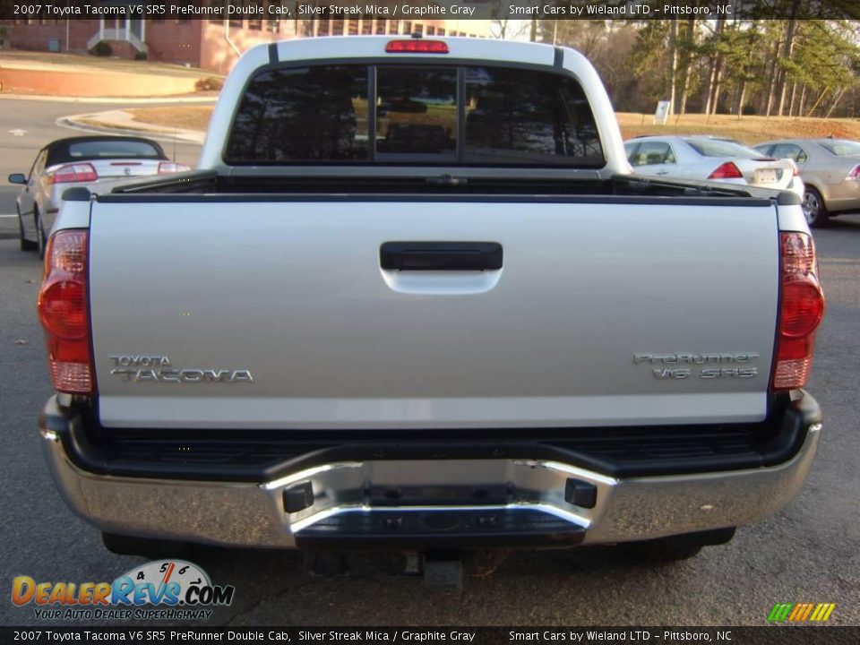 2007 Toyota Tacoma V6 SR5 PreRunner Double Cab Silver Streak Mica / Graphite Gray Photo #6