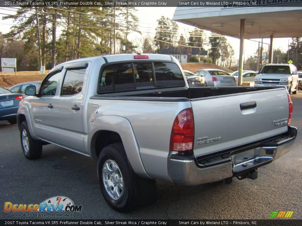 2007 Toyota Tacoma V6 SR5 PreRunner Double Cab Silver Streak Mica / Graphite Gray Photo #8