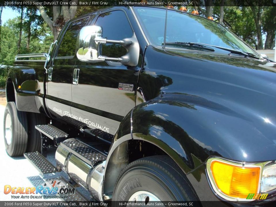 2006 Ford F650 Super Duty XLT Crew Cab Black / Flint Gray Photo #21