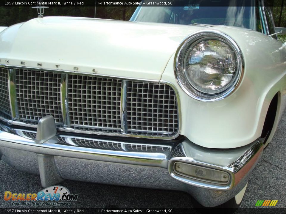 1957 Lincoln Continental Mark II White / Red Photo #17